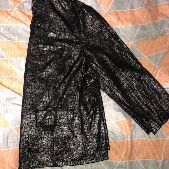 Patterned jacket - Picture 2 of 2